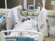 Tin tức - Thêm 4 ca mắc COVID-19 khỏi bệnh, phi công phát hiện bệnh từ bar Buddha có dấu hiệu xấu đi