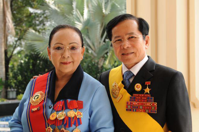 4 dai gia viet lam tu thien nhieu nhat, ky luc co cap vo chong ung ho 1.250 ty dong - 1