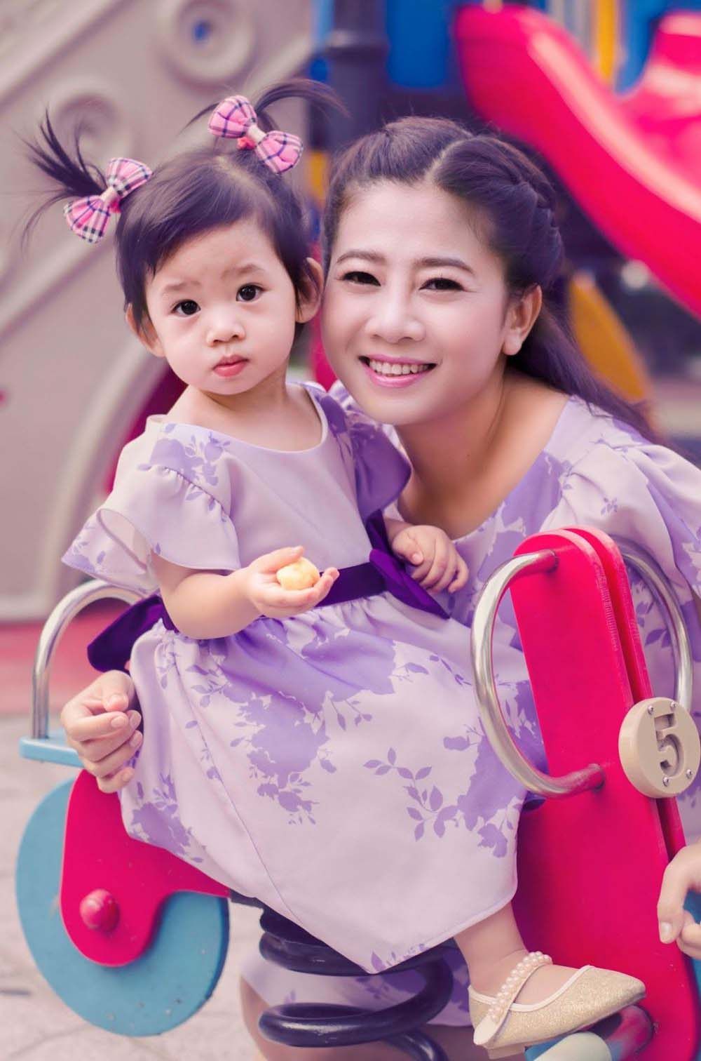 Phùng Ngọc Huy được toàn quyền nuôi dưỡng con gái sau khi Mai Phương qua đời - 3
