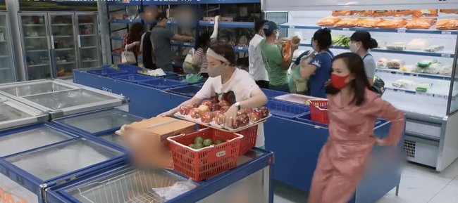 Những Ngày Không Quên: Dương amp;#34;xoănamp;#34; tìm người cưới tạm chờ hết dịch, Quốc đưa amp;#34;tiểu tamamp;#34; khám sản khoa - 10