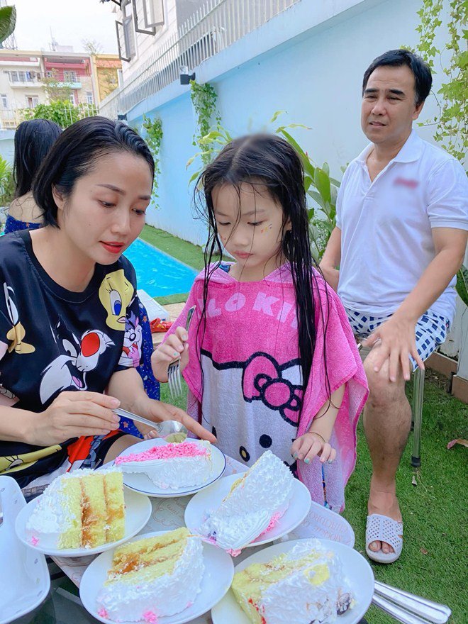 Sao Việt 24h: Vợ chồng Ốc Thanh Vân đến chơi, chụp được amp;#34;khối tài sản kếch xùamp;#34; của Quyền Linh - 2