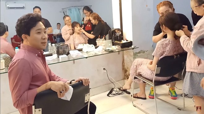 Bắt trào lưu đang hot, MC Trấn Thành còn phơi bày gia tài tiền tỷ mà vợ dị ứng - 3