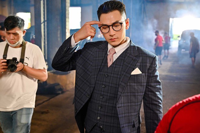 Xuất hiện trở lại sau 4 tháng amp;#34;mất tíchamp;#34;, Isaac bật mí dự án điện ảnh mới - 5