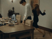 Giải trí - Cảnh ám ảnh: "Tiểu tam" trơ trẽn đánh dập đầu chính thất ngay trước mặt tình nhân và bố mẹ