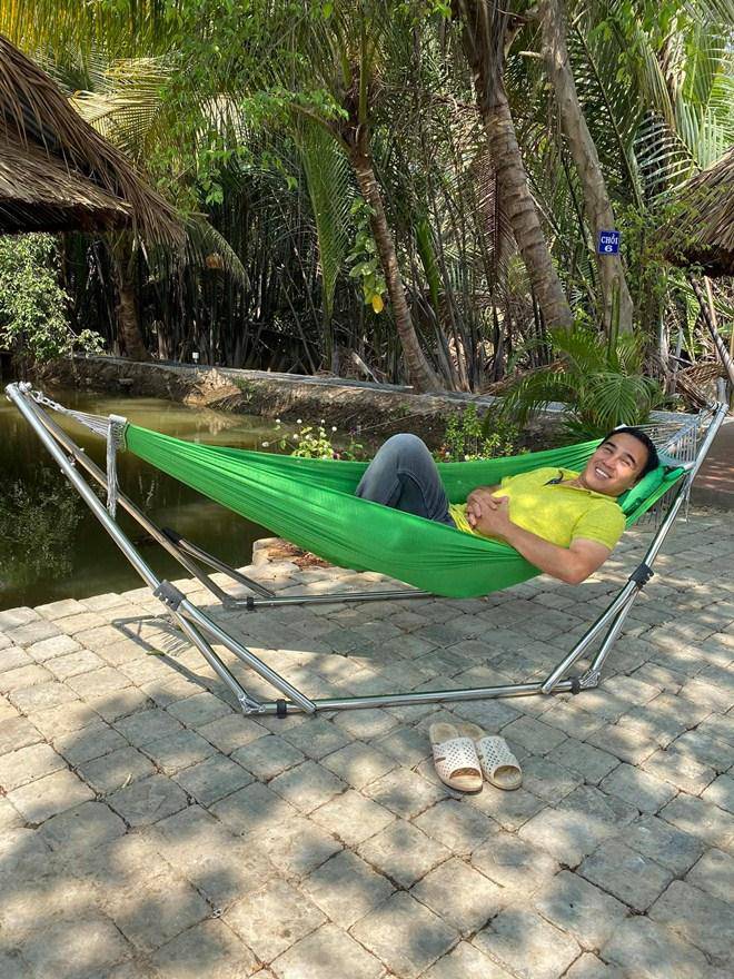 Nghe câu chuyện bị lừa của Quyền Linh, nữ amp;#34;MC không tuổiamp;#34; thốt lên: Trân quý! - 5