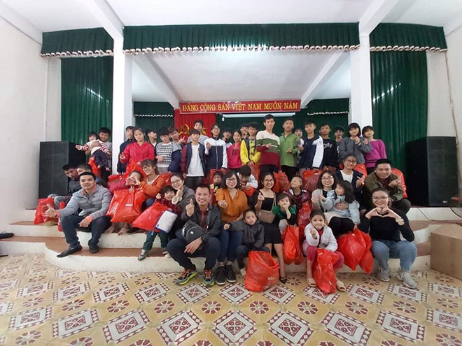 Công ty Dược Nhật Đức đồng hành cùng chương trình “Áo ấm cho em” - 1