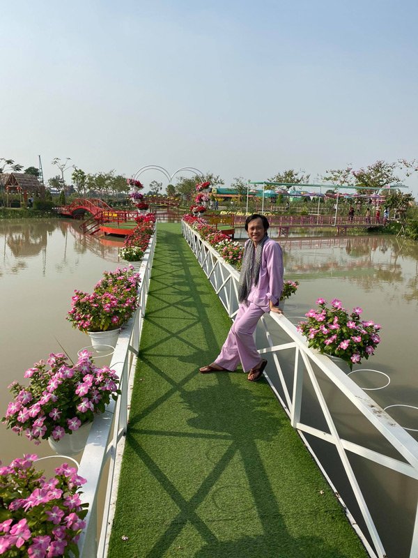 may ai lam duoc nhu danh hai hoai linh, dua bo do ba ba di khap nam chau bon be - 7