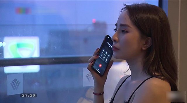 Bí ẩn không có lời giải của phim Việt: Tóc đổi màu, tin nhắn amp;#34;maamp;#34; và đĩa kẹo tàng hình - 9