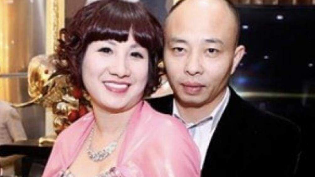 Hé lộ những chiêu trò amp;#34;ăn bẩnamp;#34; của vợ chồng nữ đại gia Đường Dương - 1