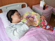 Bà bầu - Được hỏi câu nhạy cảm sau sinh, mẹ trẻ im lặng vì xấu hổ khiến bác sĩ cáu giận