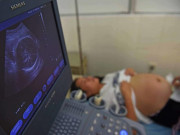 Bà bầu - Bà bầu thức dậy buổi sáng làm 4 việc đại kị này dễ gây hại thai nhi