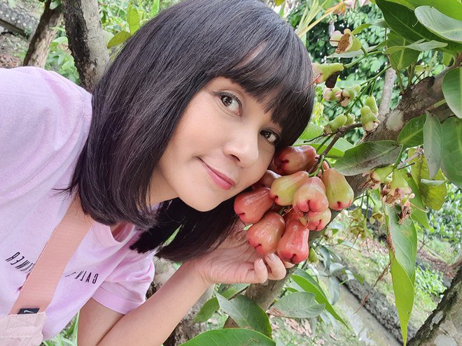 Sao Việt 24h: Rơi nước mắt với người mẹ amp;#34;không để con dốtamp;#34; của mỹ nhân Việt Trinh - 5