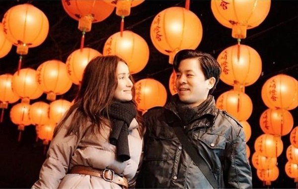 Bông hồng lai nổi tiếng nhất Thái Lan 43 tuổi vẫn chưa chịu cưới bạn trai yêu hơn 20 năm - 11