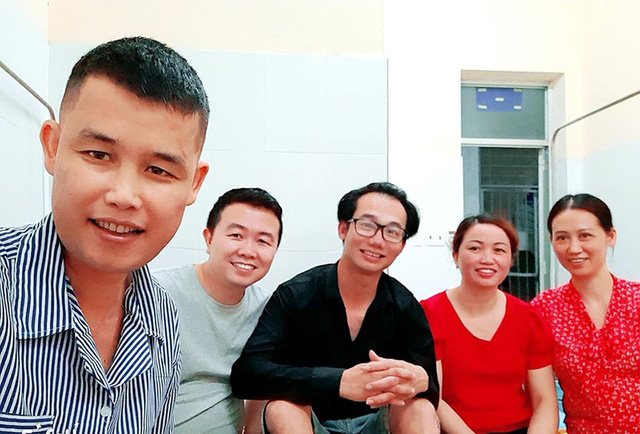 Quá khứ tù tội, từng 3 đời vợ, Hiệp Gà sống nhờ tình thương bạn bè lúc nằm viện  - 2