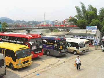 Chuyến bay nội địa, xe khách, tàu hỏa hoạt động ra sao sau khi dừng cách ly xã hội?