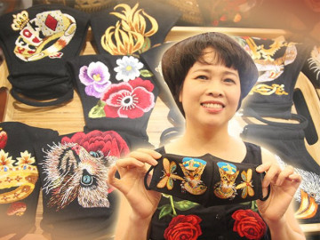Người phụ nữ làm những chiếc khẩu trang thêu tay giá 500 ngàn đồng: “Phòng dịch cũng cần phải đẹp”