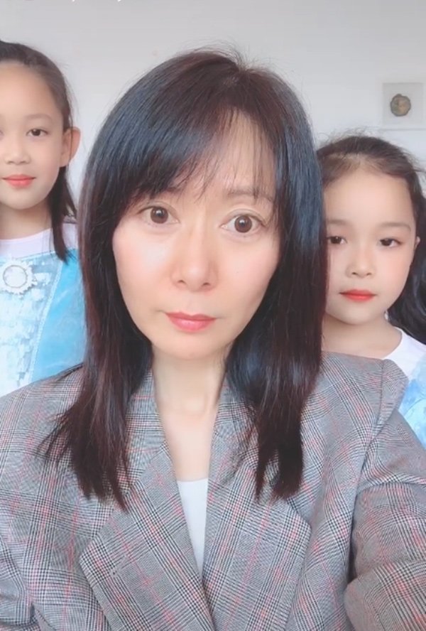 Nhiều năm không gặp, Công chúa Trại Á của amp;#34;Hoàn Châuamp;#34; giờ già nua, xuống sắc - 3