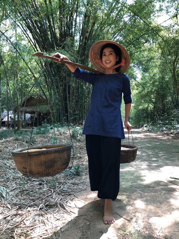 quynh lam: nu hoang ao ba ba tren man anh nhung ngoai doi lai ngot ngao the nay - 8