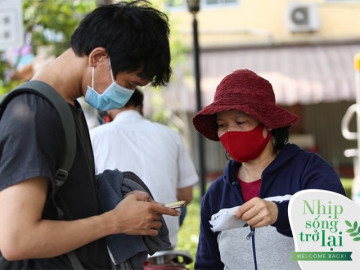 Xổ số mở lại: Người dân Sài Gòn từ hụt hẫng chuyển sang háo hức, vui mừng