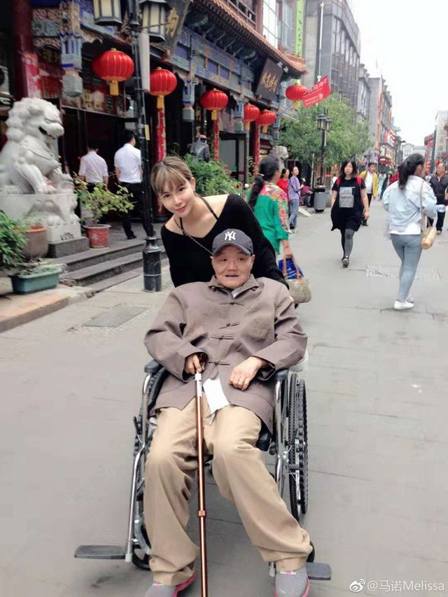 Hé lộ cuộc sống của kiều nữ phát ngôn sốc amp;#34;thà khóc trên BMW còn hơn cười sau xe đạp” - 5