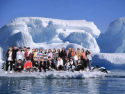 Tin tức - Không được tụ tập chụp ảnh kỷ yếu, học sinh cuối cấp sáng tạo bộ ảnh có 1-0-2