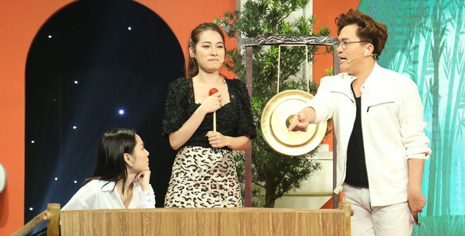 Vợ kém 13 tuổi của Dương Khắc Linh đoạt 20 triệu nhờ... chồng hay bị chọc ghẹo - 5