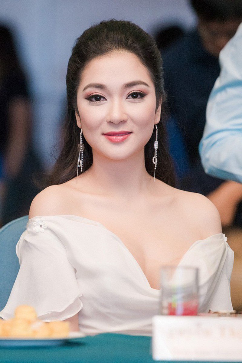 Hoa hậu Việt Nam từng được ca tụng một thời, trải qua 2 đời chồng trong lặng lẽ-21
