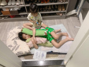 Làm mẹ - Cảnh bỉm sữa của Ốc Thanh Vân: Không phút nào được một mình, con nằm chờ cửa nhà vệ sinh