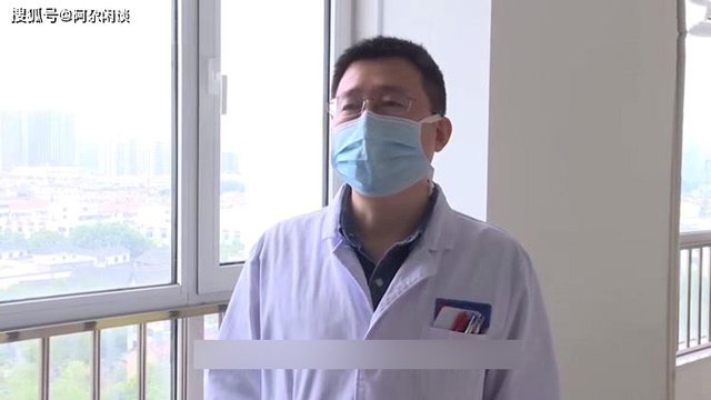 Nghi con gái mang thai vì bụng cứ lớn dần, bố mẹ đưa đi khám mới biết sự thật sốc - 2