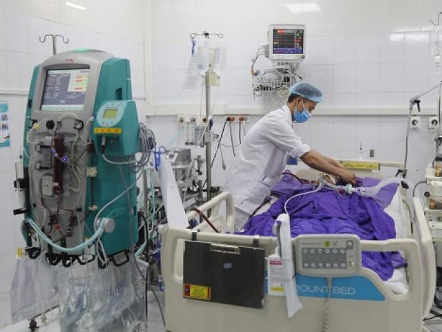 Tưởng chỉ bị cảm sốt sau khi đi mưa, không ngờ suýt mất mạng