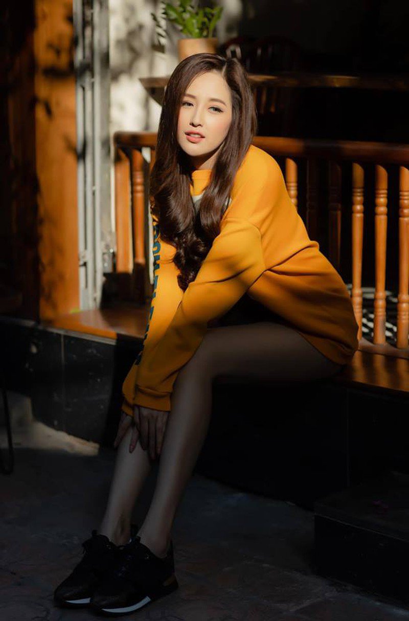 Hoa hậu Việt Nam từng bị amp;#34;vùi dậpamp;#34; vì ảnh gợi cảm, giờ là amp;#34;đại gia ngầmamp;#34; trong showbiz - 13