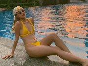 Clip Eva - Quỳnh Anh Shyn "lột xác" với phong cách gợi cảm