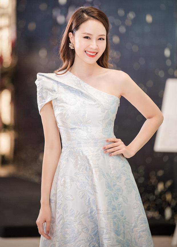 amp;#34;Vũ trụ phim VTVamp;#34; bất ngờ thông tin Hồng Diễm mải mê hút mỡ bụng nên vắng mặt? - 2