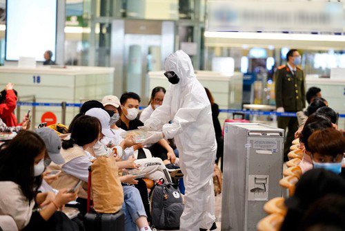 them 1 nguoi nhiem covid-19 o viet nam - 1