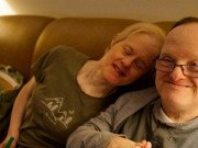 Clip Eva - Chuyện tình 25 năm đầy cảm động của đôi vợ chồng mắc hội chứng Down