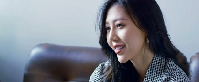 Thân thế người tình của Phong amp;#34;Tình Yêu Và Tham Vọngamp;#34;: Hotgirl cổ vũ, từng là amp;#34;bạn gái Sơn Tùngamp;#34; - 2