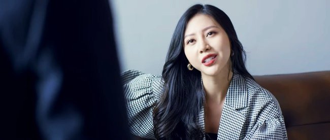 Thân thế người tình của Phong amp;#34;Tình Yêu Và Tham Vọngamp;#34;: Hotgirl cổ vũ, từng là amp;#34;bạn gái Sơn Tùngamp;#34; - 3