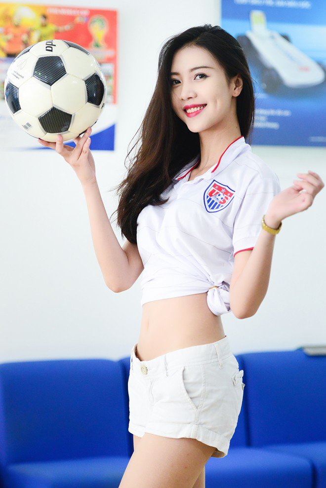 Thân thế người tình của Phong amp;#34;Tình Yêu Và Tham Vọngamp;#34;: Hotgirl cổ vũ, từng là amp;#34;bạn gái Sơn Tùngamp;#34; - 5