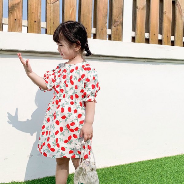 Ngắm phong cách của con gái Đoan Trang, các mẹ học ngay cách chọn đồ hè cho công chúa cưng - ảnh 15