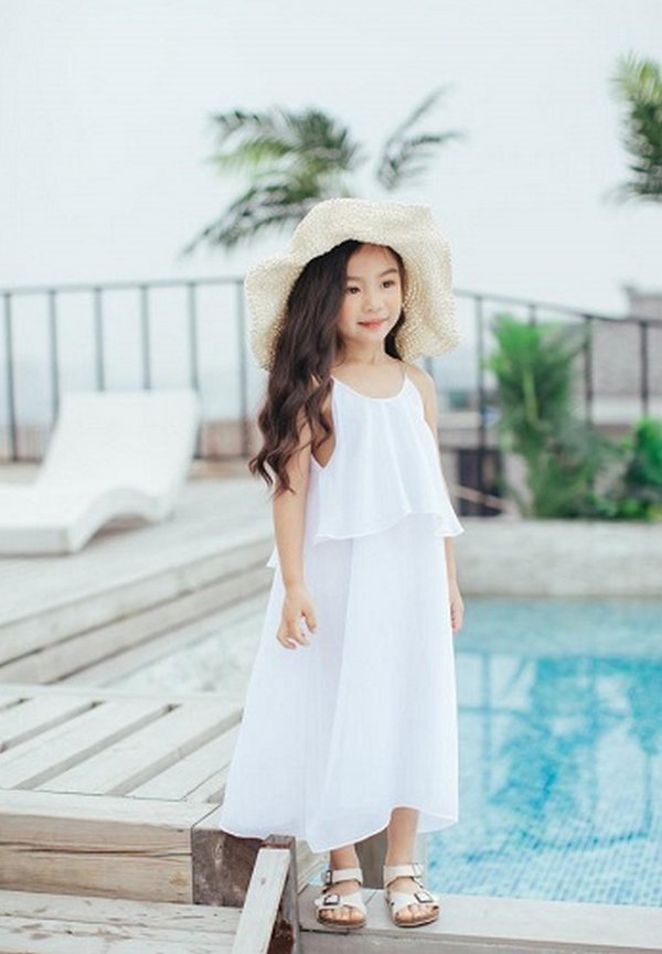 Ngắm phong cách của con gái Đoan Trang, các mẹ học ngay cách chọn đồ hè cho công chúa cưng - ảnh 14