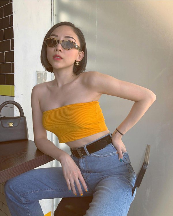"co em hang xom" co so thich khoe vong 1 khung voi crop top chi mong nhu mot soi day - 14