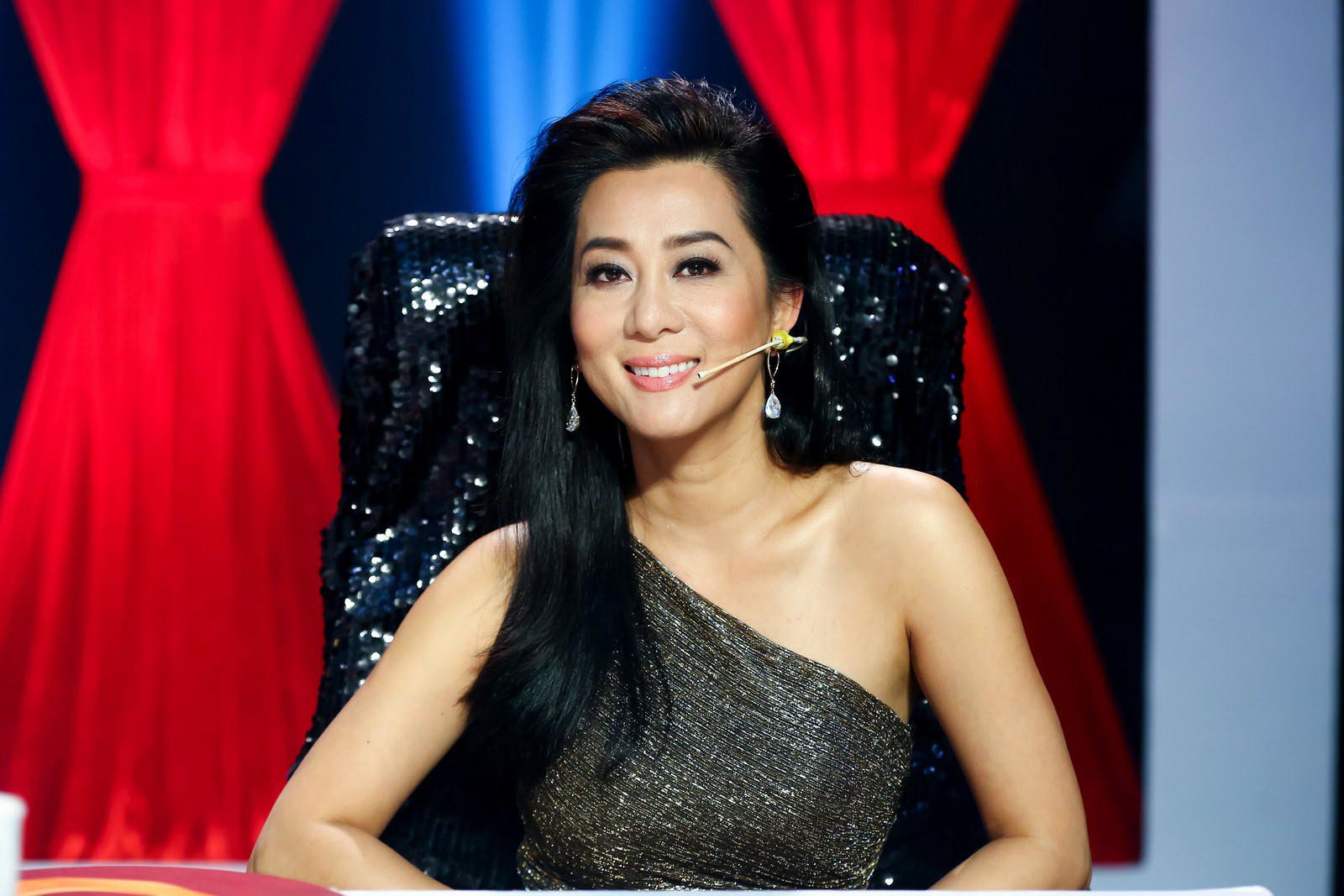 phan ung cua mc ky duyen khi ke chuyen bi miet thi o my nhung bi "nem da" nguoc - 1