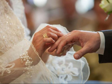 Đi đăng ký kết hôn nhưng không được chấp nhận, người phụ nữ sốc nặng khi biết sự thật