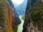 Clip Eva - Cảnh đẹp khác lạ của hẻm vực cao nhất Đông Nam Á ở Hà Giang