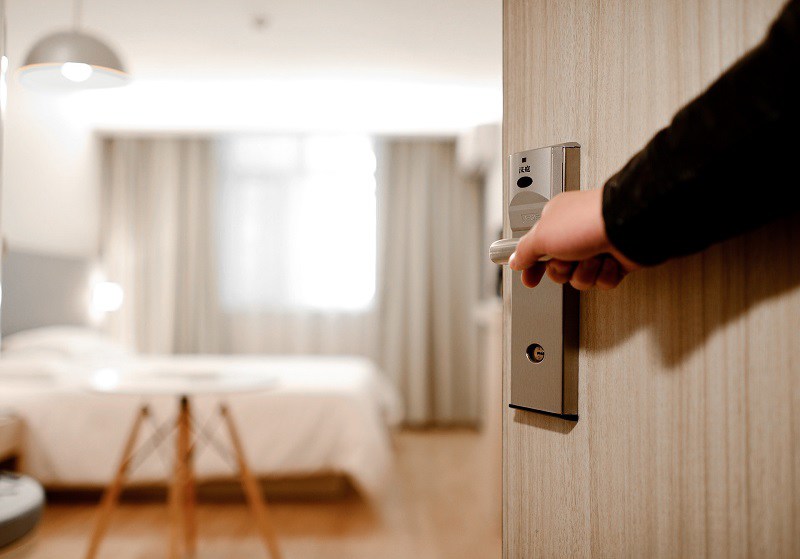 5 phép lịch sự tối thiểu cần biết khi đến nhà người khác - 3