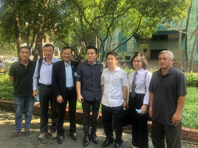 Ca sĩ Lam Trường cùng gia đình thắng vụ kiện về đất đai