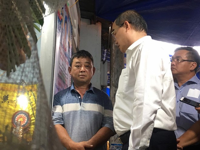 Đám tang HS qua đời vì bị cây đè: Mới ăn được 1-2 đũa mì thì gốc cây bật lên - 2