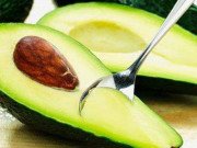 Tiêu dùng - Bơ vào mùa bán tràn ngập chợ, làm sao để biết có bị tẩm hóa chất hay không?