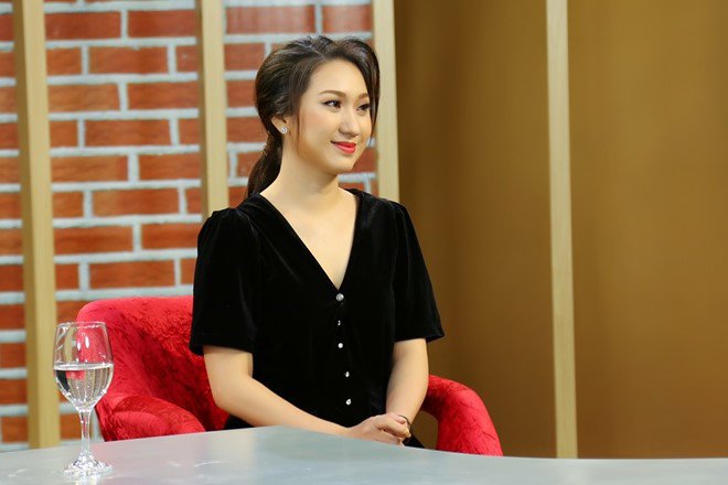 Tình cũ xinh đẹp của Bùi Anh Tuấn và cuộc sống sau vụ huỷ hôn đại gia trước đám cưới - 1
