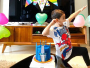 Làm mẹ - Cậu con trai Thu Minh giấu kín lâu nay giờ đã lớn phổng phao, đẹp trai